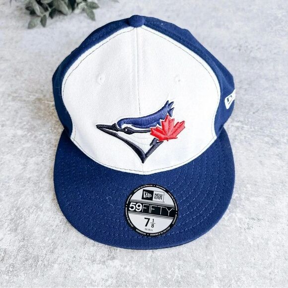 59Fifty Toronto Blue Jays Flatbill Blue and White Hat 7 1/8 - Picture 1 of 4
